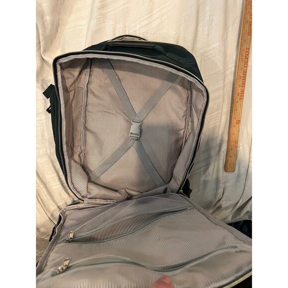 Lovevook Multi Section Padded XL Computer Backpack - Picture 5 of 6